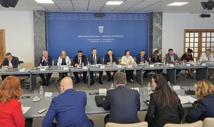Slika /dokumenti/Povjerenstvo za izvoz u SAD.jpg